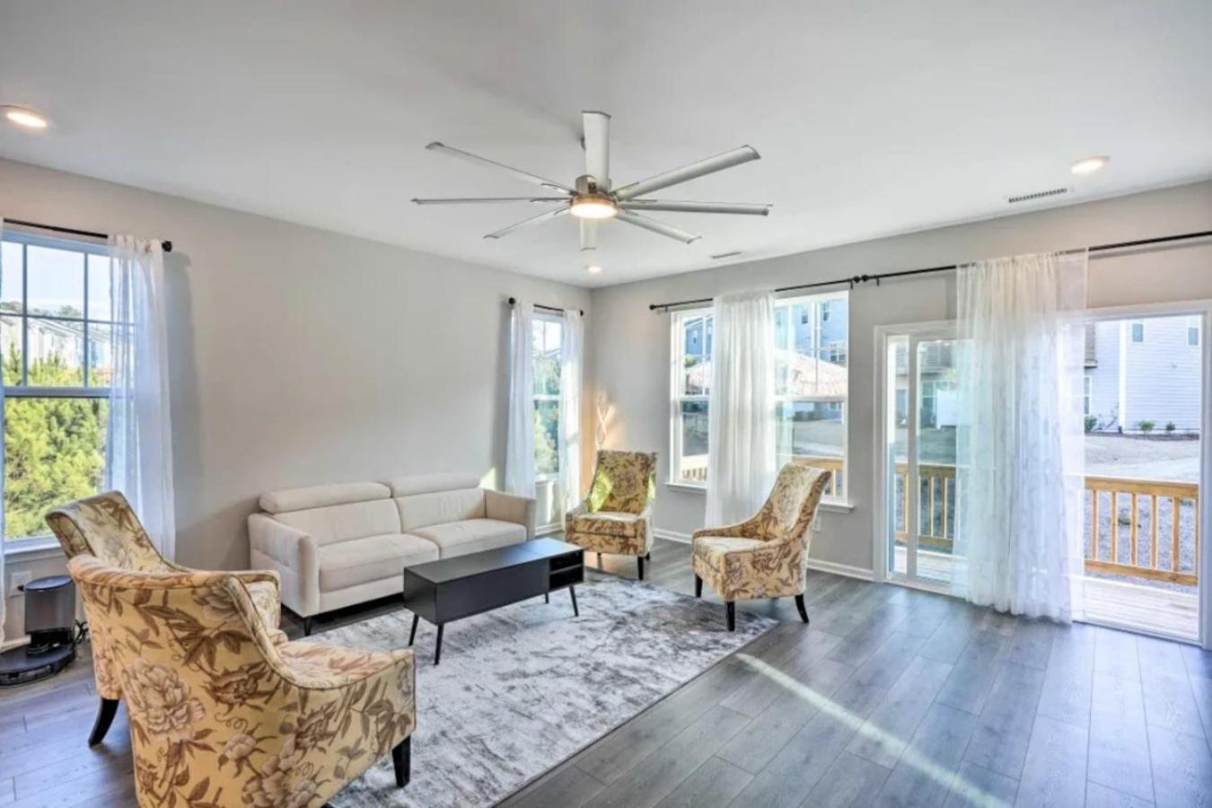 The Villas Buckingham 10 Mins To Rdu Airport Duke Downtown Durham Luaran gambar