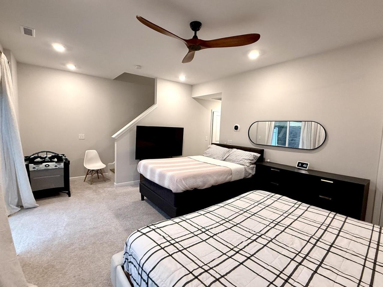 The Villas Buckingham 10 Mins To Rdu Airport Duke Downtown Durham Luaran gambar