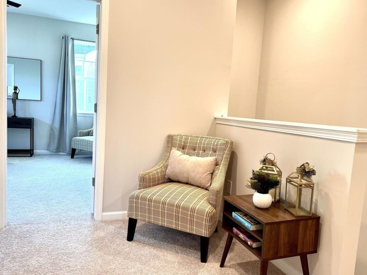 The Villas Buckingham 10 Mins To Rdu Airport Duke Downtown Durham Luaran gambar