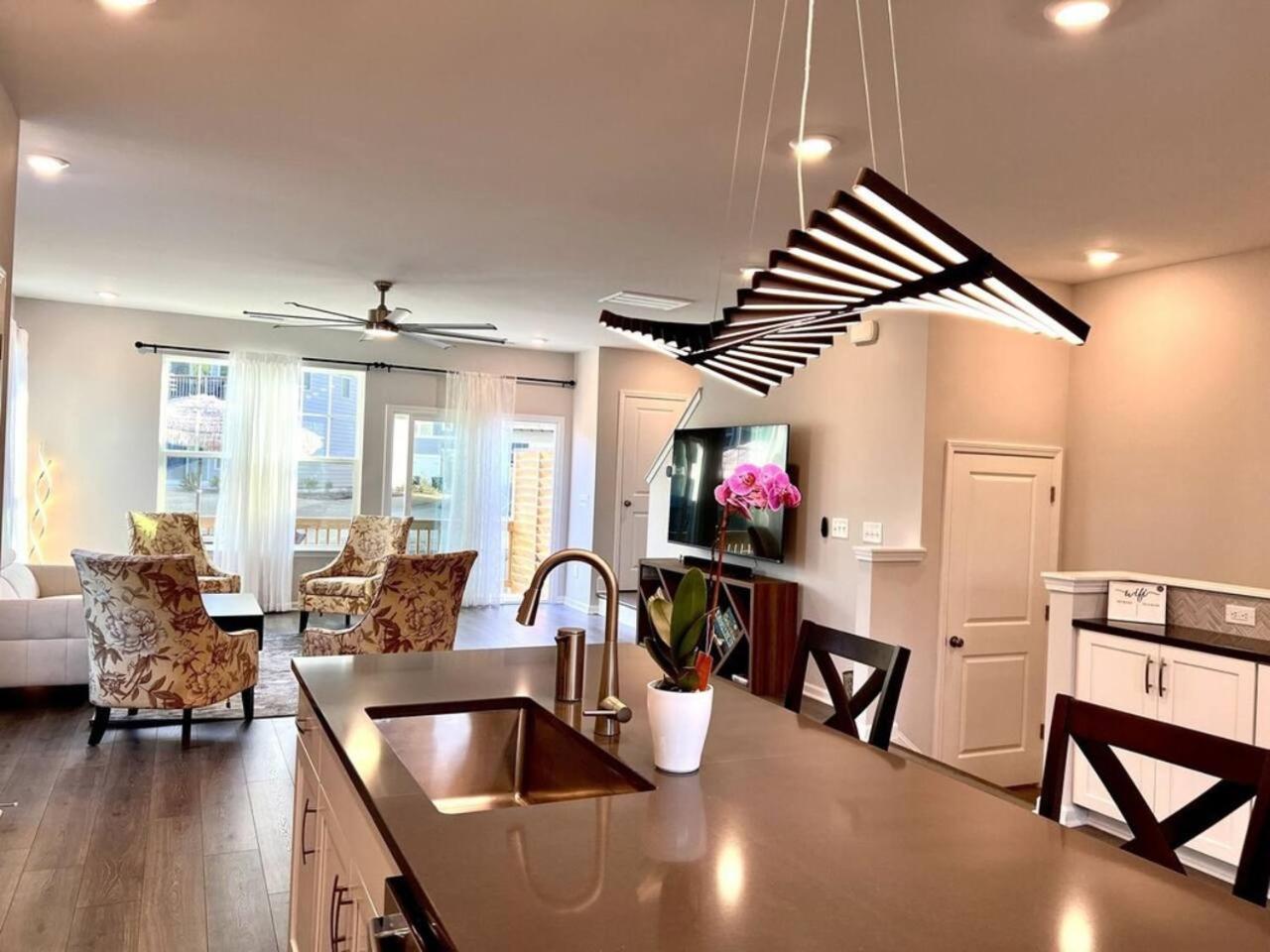 The Villas Buckingham 10 Mins To Rdu Airport Duke Downtown Durham Luaran gambar