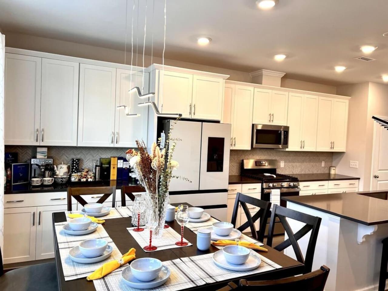 The Villas Buckingham 10 Mins To Rdu Airport Duke Downtown Durham Luaran gambar